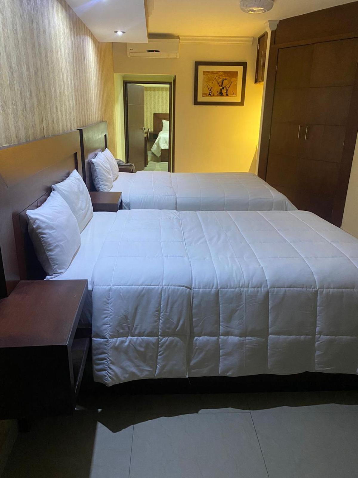 Hotel San Ignacio Inn Torreon Bagian luar foto
