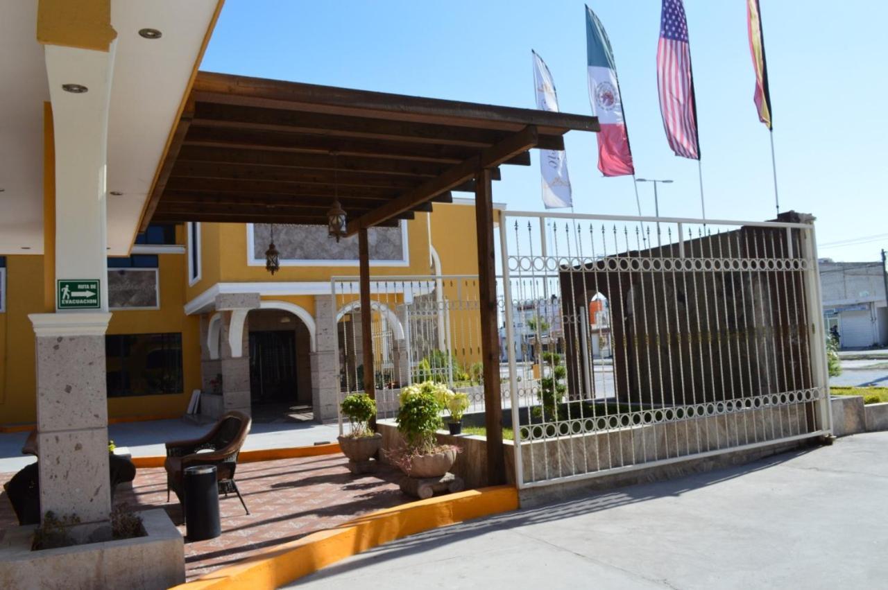 Hotel San Ignacio Inn Torreon Bagian luar foto